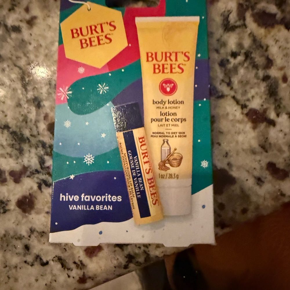 L'OCCITANE Amande Body Care Trio - Picture 4 of 4